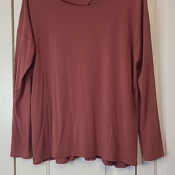 Lululemon Back Into It Long Sleeve cross back Top So Merlot Size XL - Picture 4 of 8